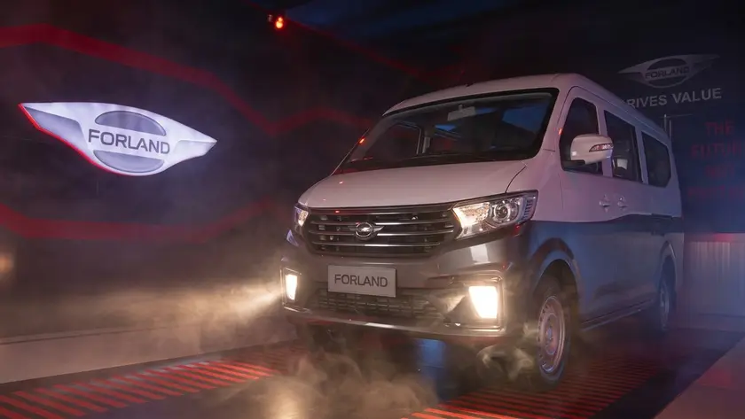 Forland Safari MPV